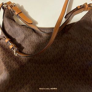 Michael Kors Hobo Bag (Purse)